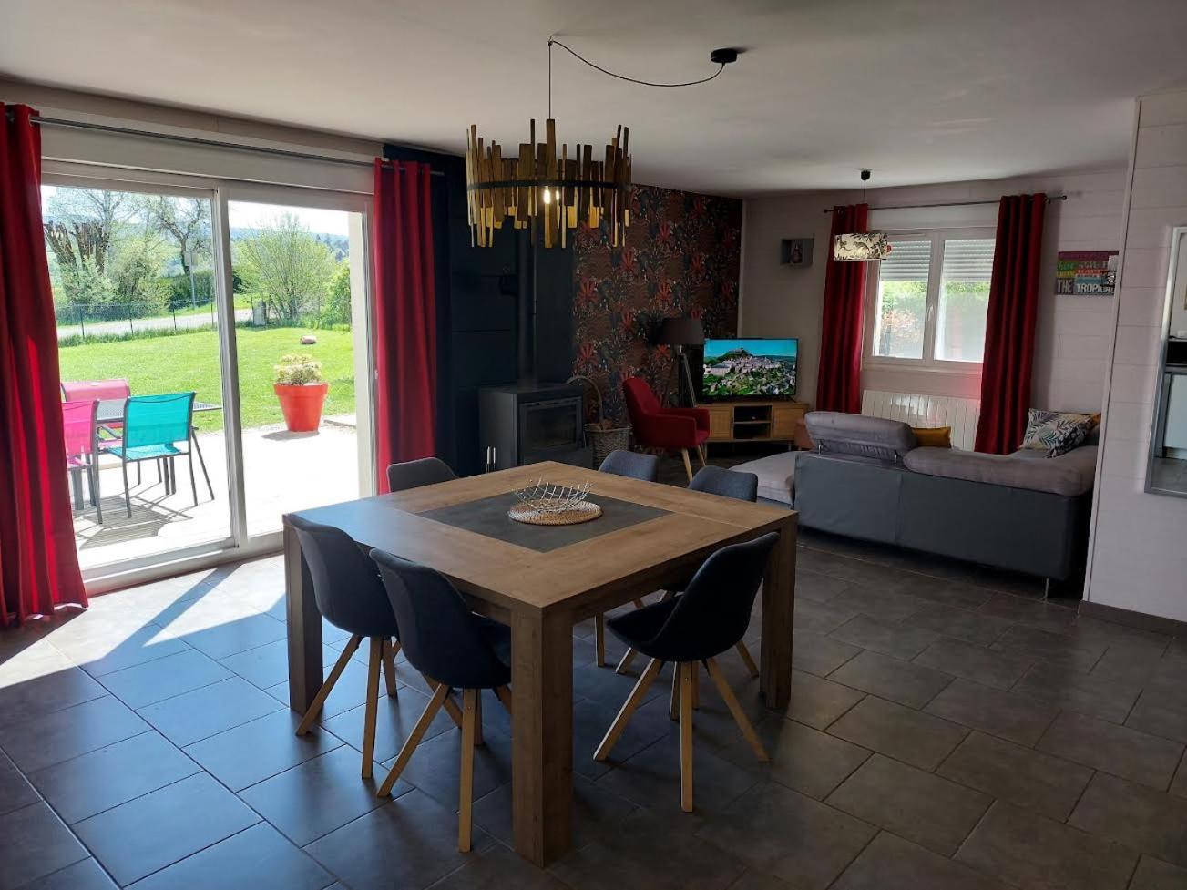 Entre Lacs Et Montagnes , Maison Individuelle,Lits Prepares, Parking Et Menage Inclus Baresia-sur-l'Ain ภายนอก รูปภาพ